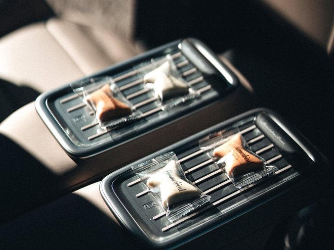 Summerbird chocolates on the armrest trays of the Mercedes-Benz EQV VIP